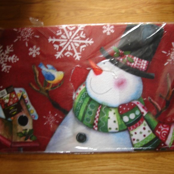 "D-37" Winter/ Holiday Accent rug - Picture 1 of 2